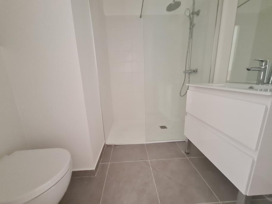 GES05080173-493