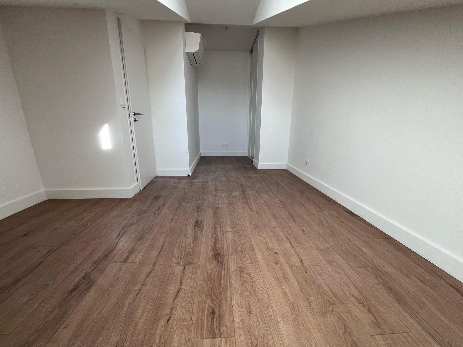 GES05080173-493