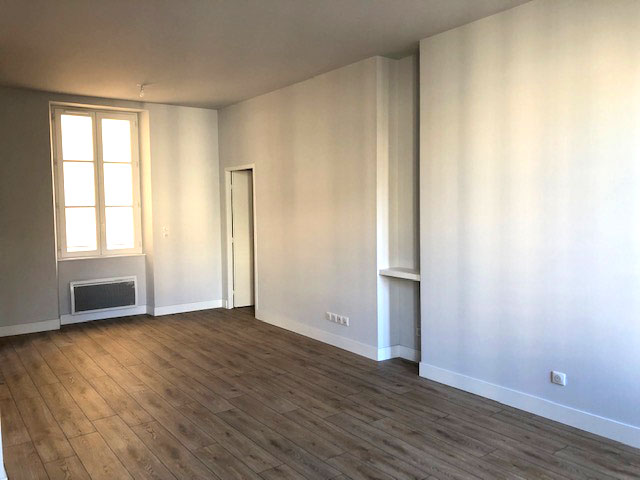 GES10350004-493