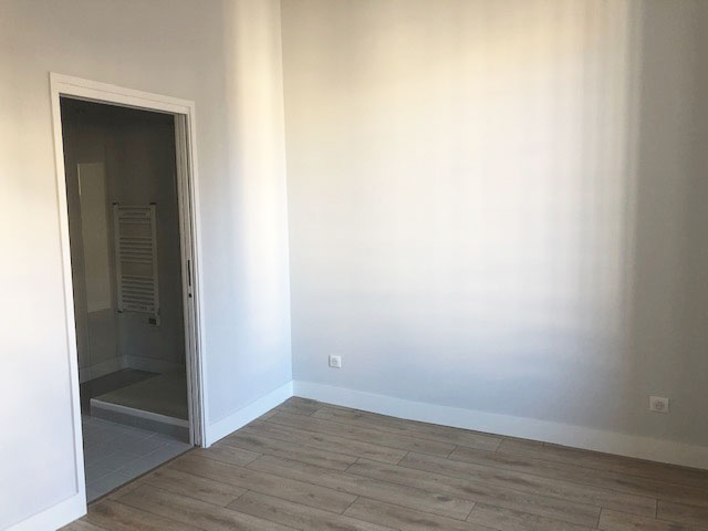 GES10350004-493